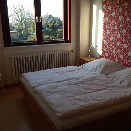 Ferienwohnung-Schwertmuschel-Im-Haus-Muschelgarten Alkersum エクステリア 写真